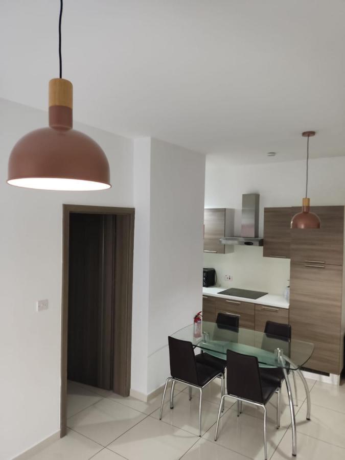 Apartamento Hampton Court, Block C, N.2 Bahía de San Pablo Exterior foto