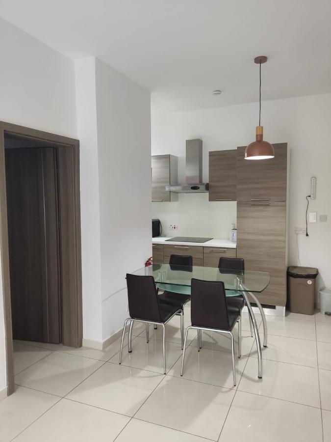 Apartamento Hampton Court, Block C, N.2 Bahía de San Pablo Exterior foto